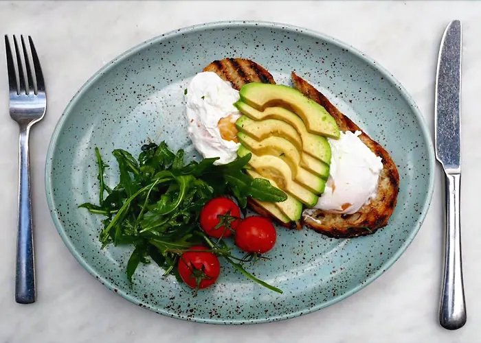 Otel House Bedrooms 2*