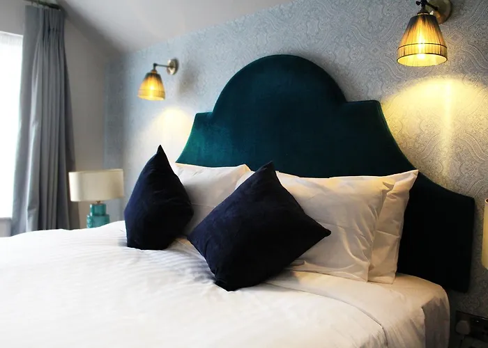 Otel House Bedrooms 2*