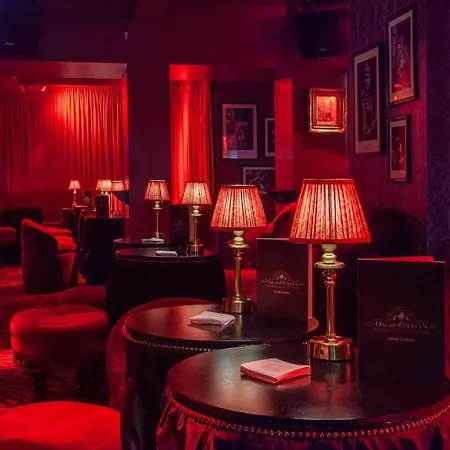 House Bedrooms Hotel