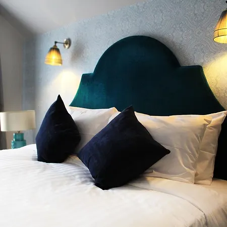 Hotel House Bedrooms 2*