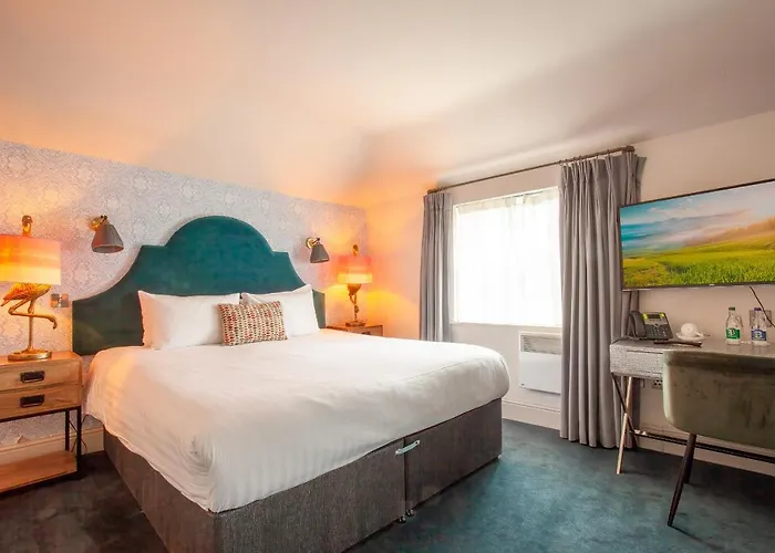 Otel House Bedrooms 2*