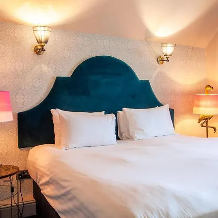 House Bedrooms Hotel 2*