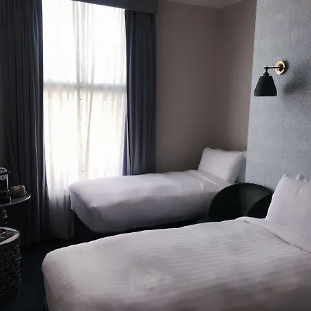 Hotel House Bedrooms 2*