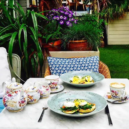 Hotel House Bedrooms 2*