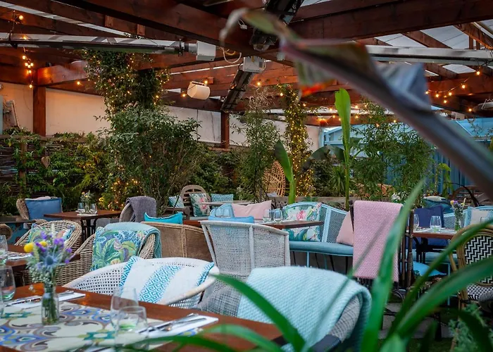 Hotel House Bedrooms 2*