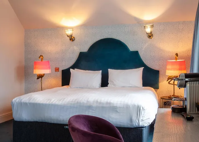 House Bedrooms 2*