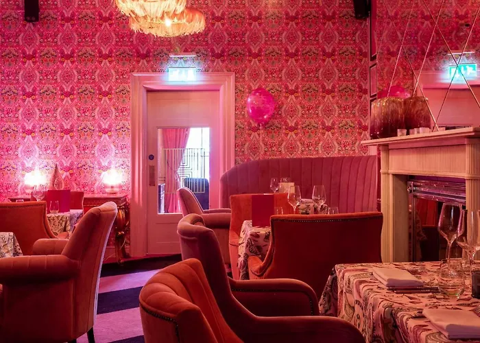 House Bedrooms Отель 2*